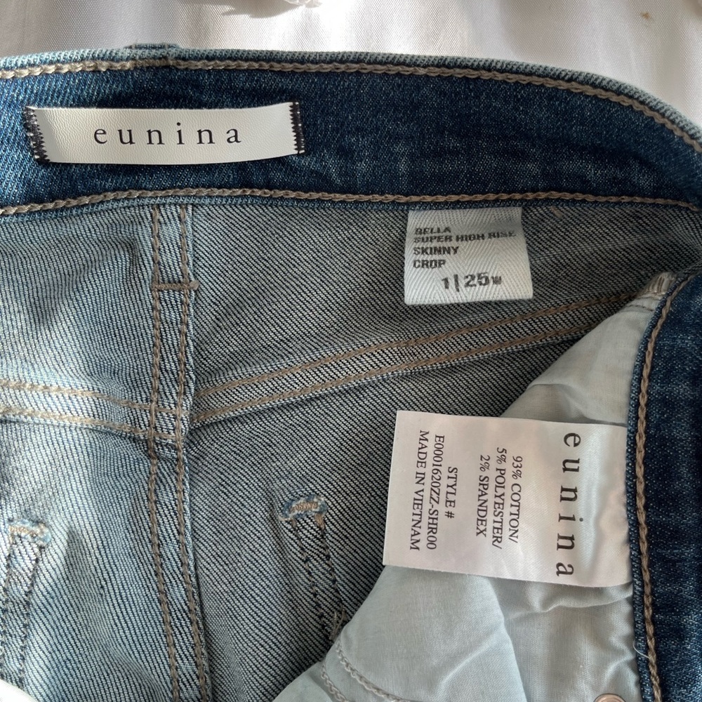 blue jeans!! size 1/25w